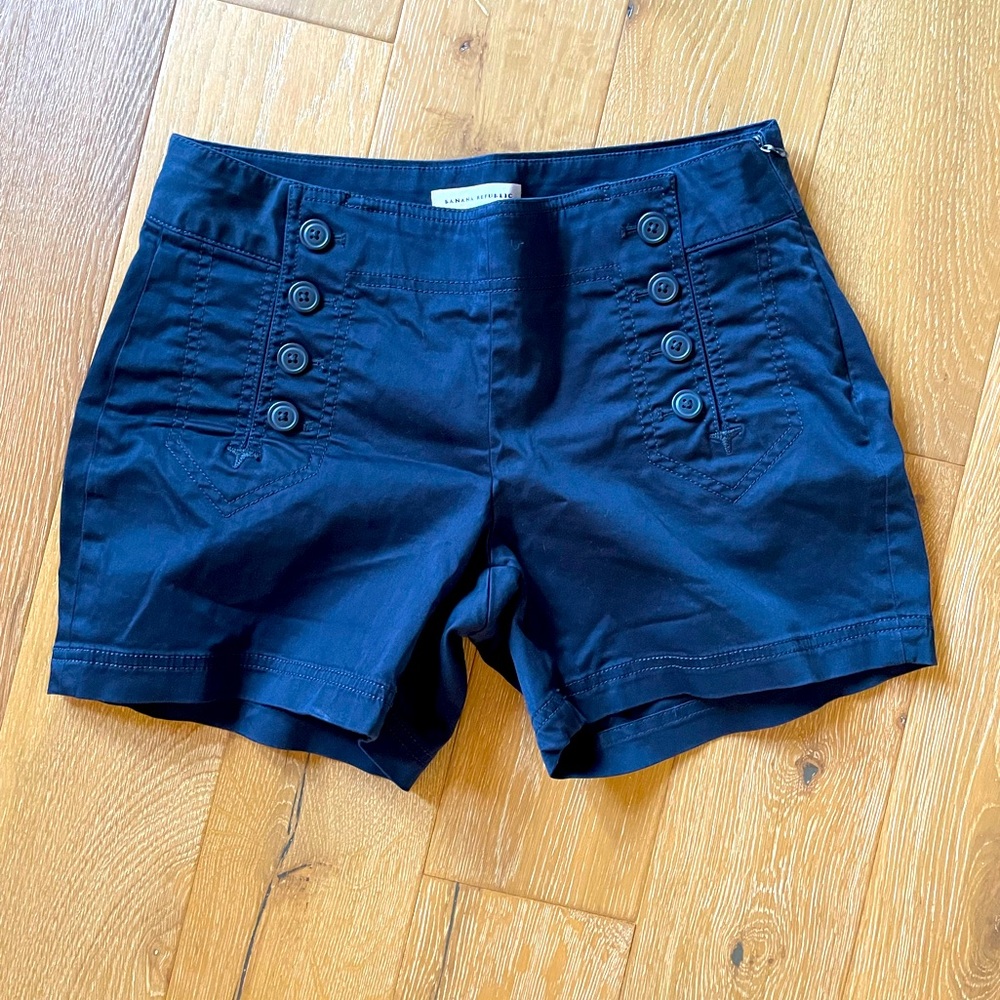 Banana Republic shorts-size 2-length 5”